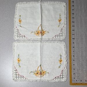 Embroidered Floral Lace Doilies